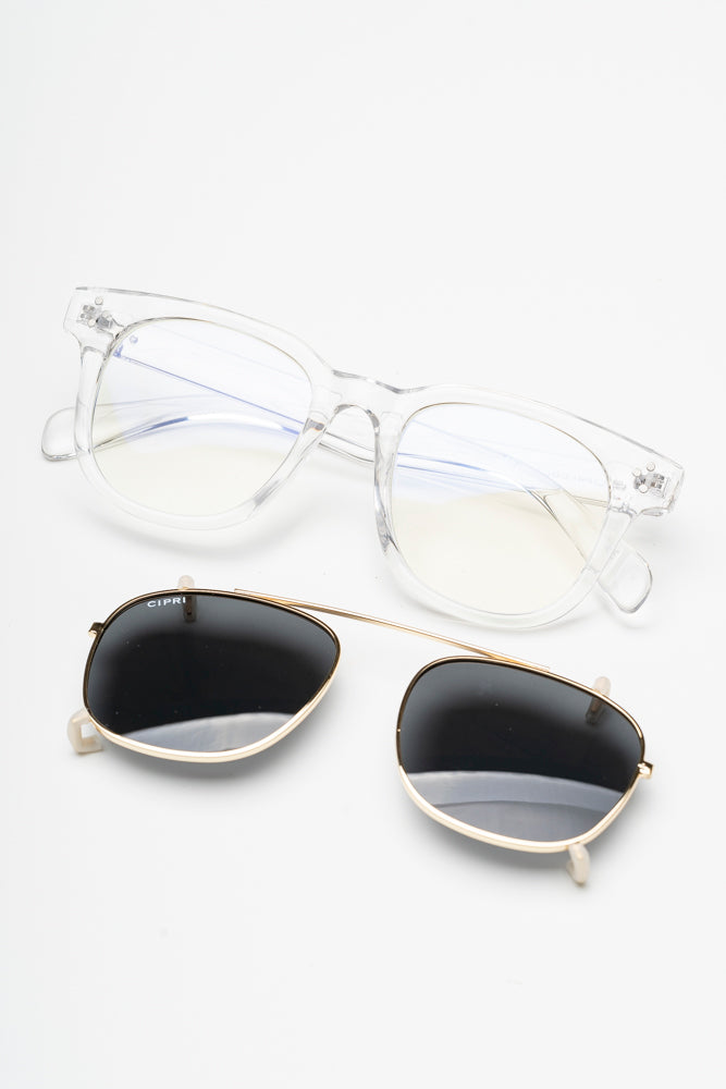 Academy con Clip