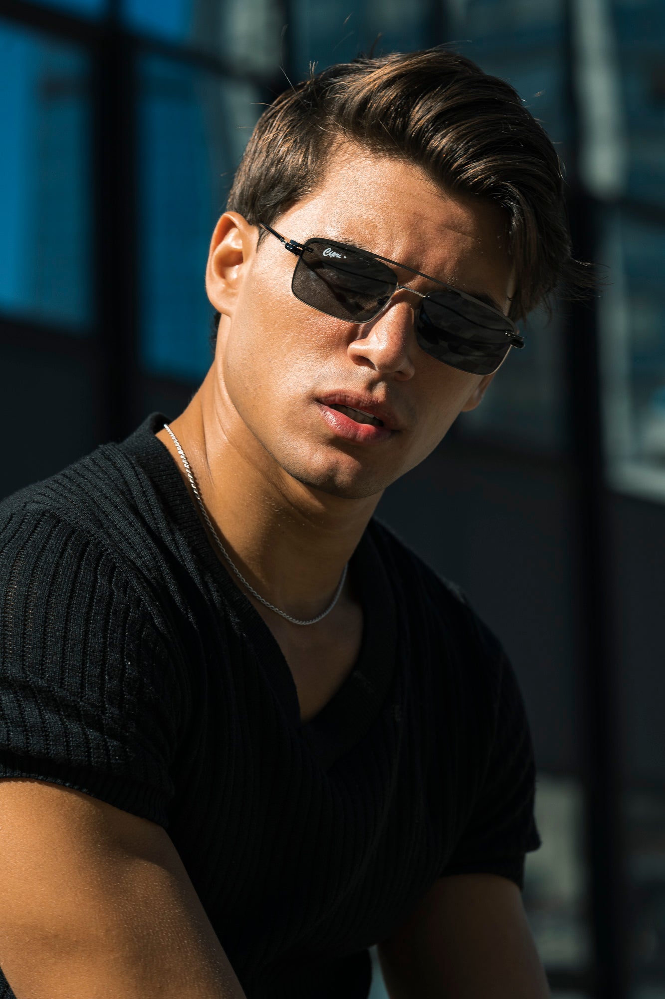 Ethan con Clip